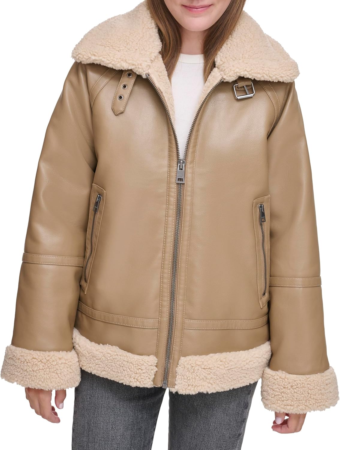 Женская куртка-авиатор Levi's из экокожи свободного кроя, серо-коричневый
Женская куртка-авиатор Levi's из экокожи свободного кроя, серо-коричневый