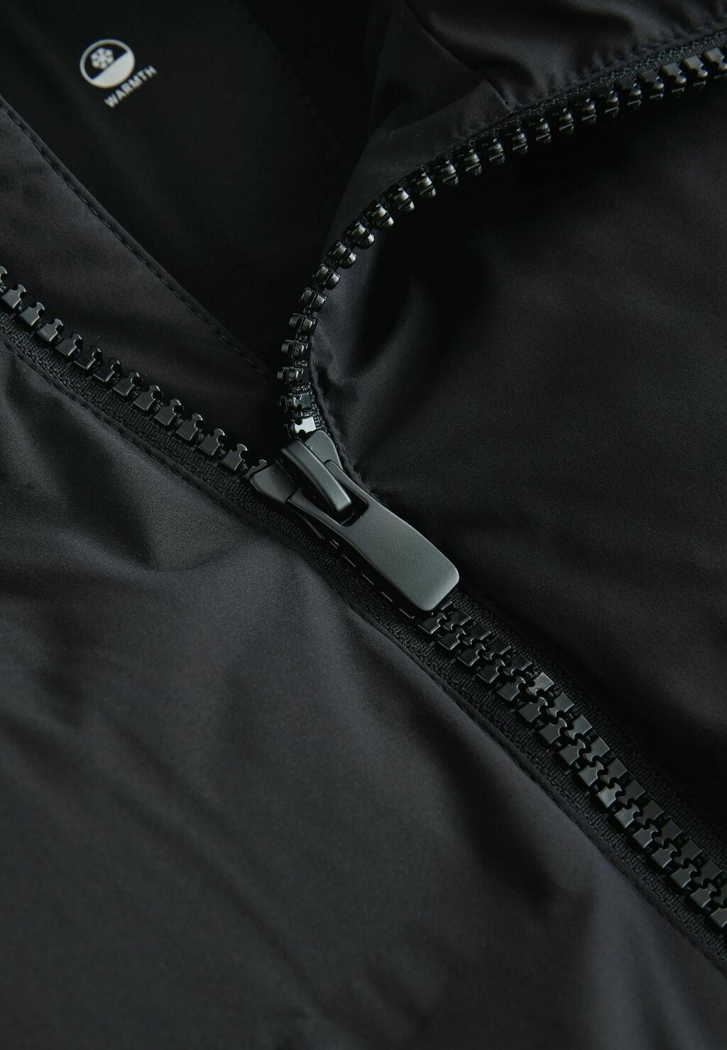 Жилет SHOWER RESISTANT HEATSEAL HOODED REGULAR FIT Next, черный
Жилет SHOWER RESISTANT HEATSEAL HOODED REGULAR FIT Next, черный