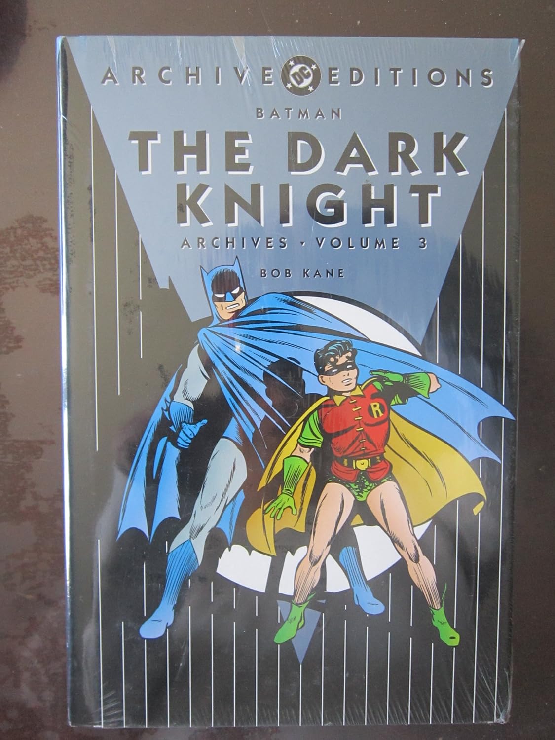 Batman: The Dark Knight - Archives, Volume 3 (Dc Archive Editions) (DC Comics)
Batman: The Dark Knight - Archives, Volume 3 (Dc Archive Editions) (DC Comics)