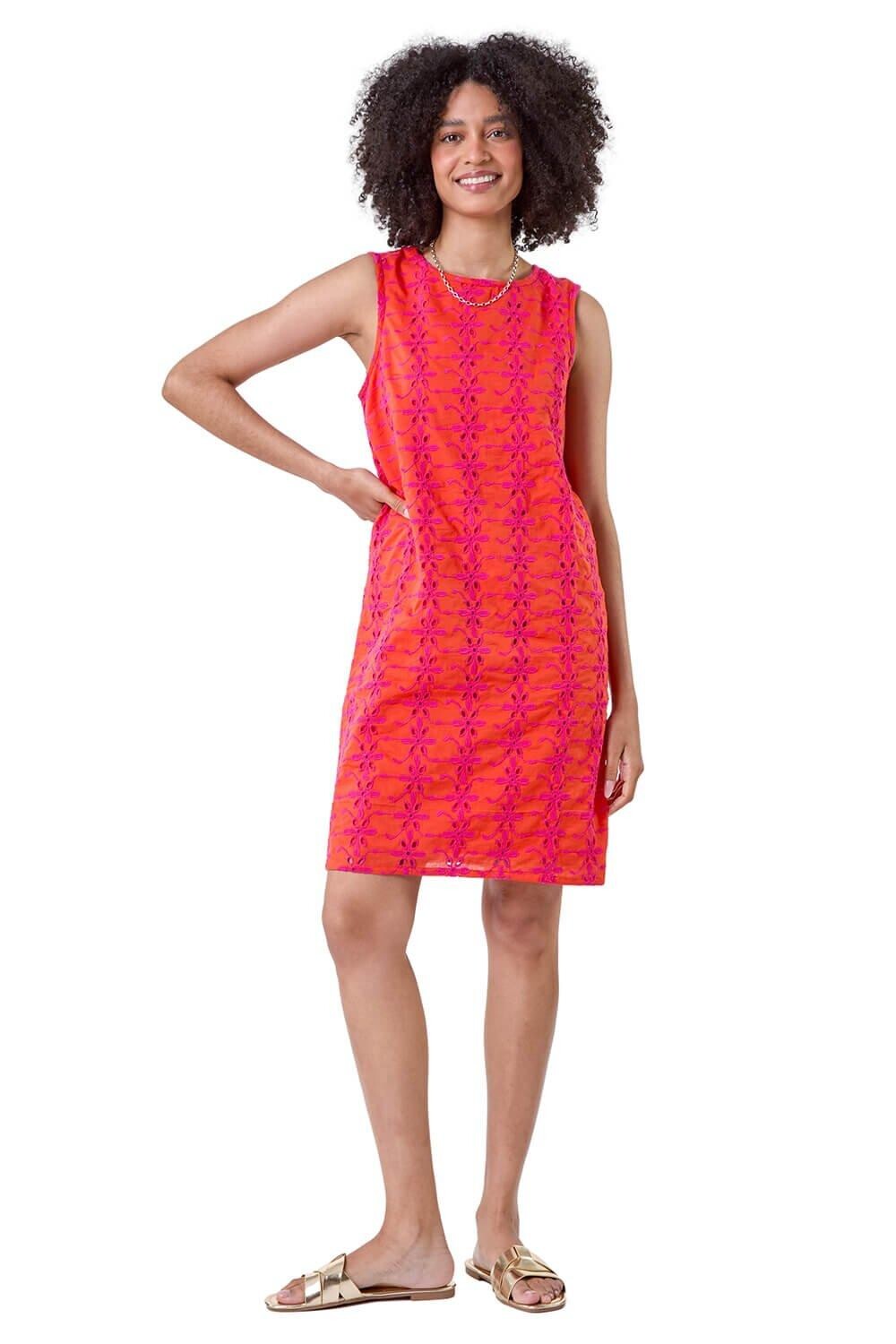 Хлопковое платье прямого кроя с цветочной вышивкой Roman, оранжевый
Хлопковое платье прямого кроя с цветочной вышивкой Roman, оранжевый