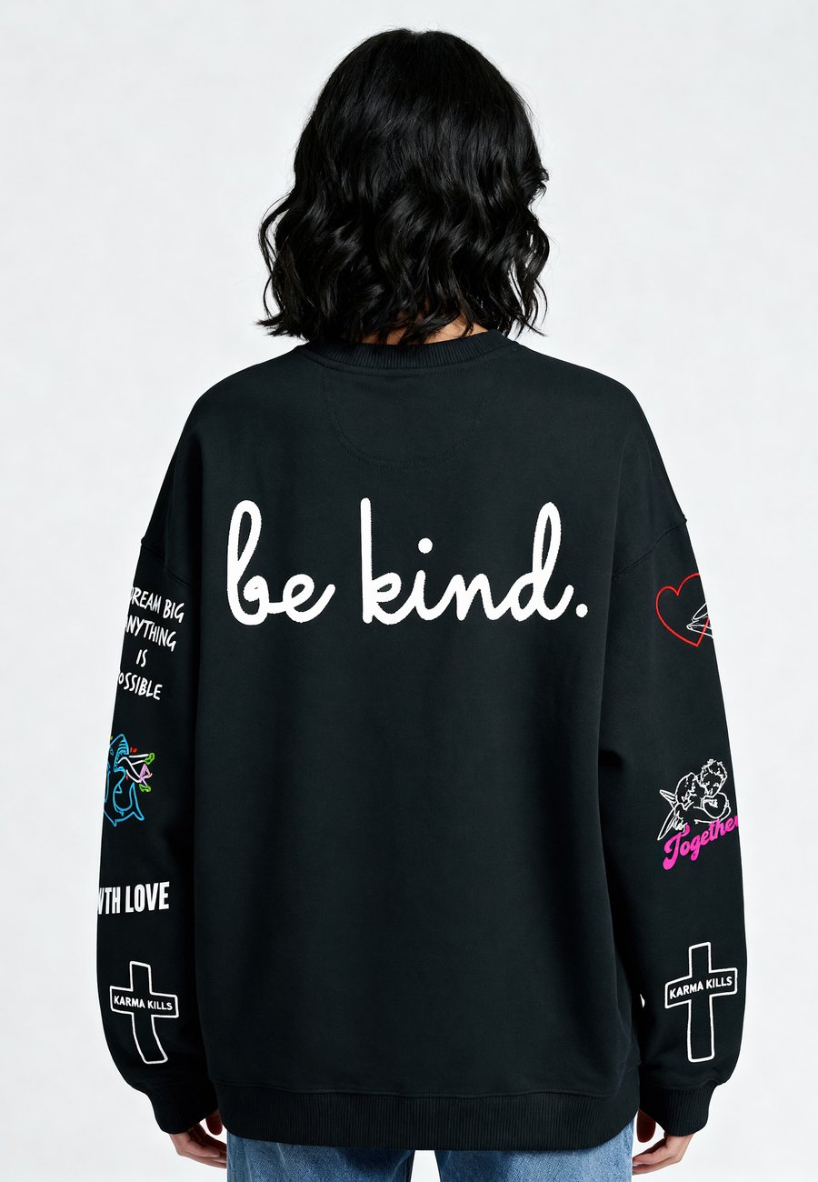 Толстовка Mira Paris TATTOO BE KIND EMBROIDERY UNISEX, Black
Толстовка Mira Paris TATTOO BE KIND EMBROIDERY UNISEX, Black