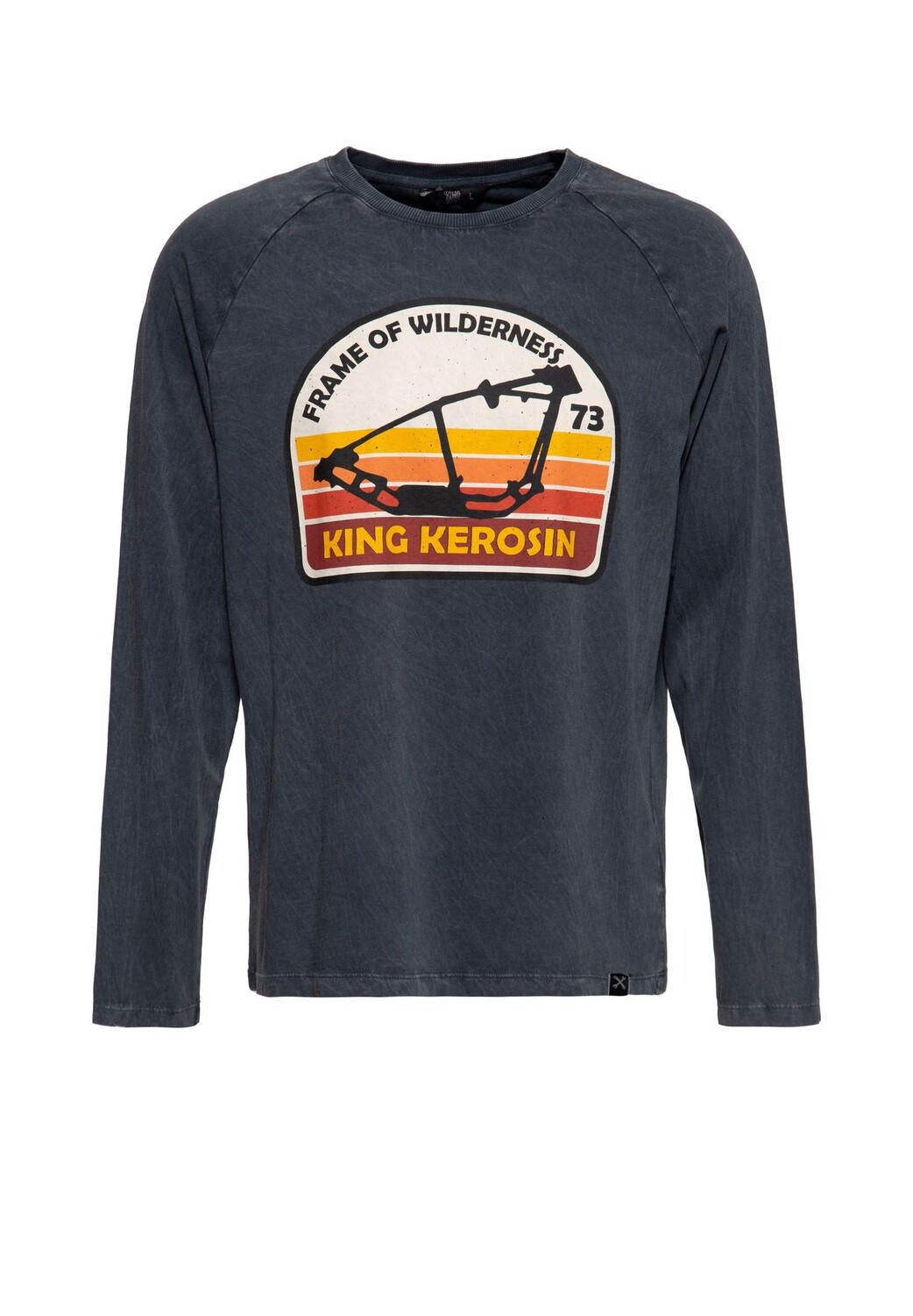 Лонгслив с принтом Frame Of Wilderness спереди KING KEROSIN, черный
Лонгслив с принтом Frame Of Wilderness спереди KING KEROSIN, черный