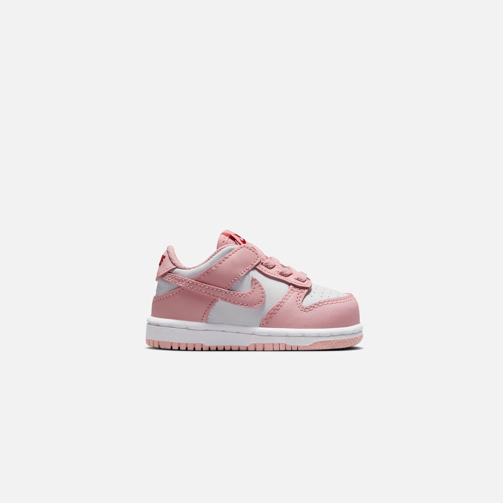 Кроссовки Nike TD Dunk Low, цвет White/Pink Glaze/Pomegranate
Кроссовки Nike TD Dunk Low, цвет White/Pink Glaze/Pomegranate