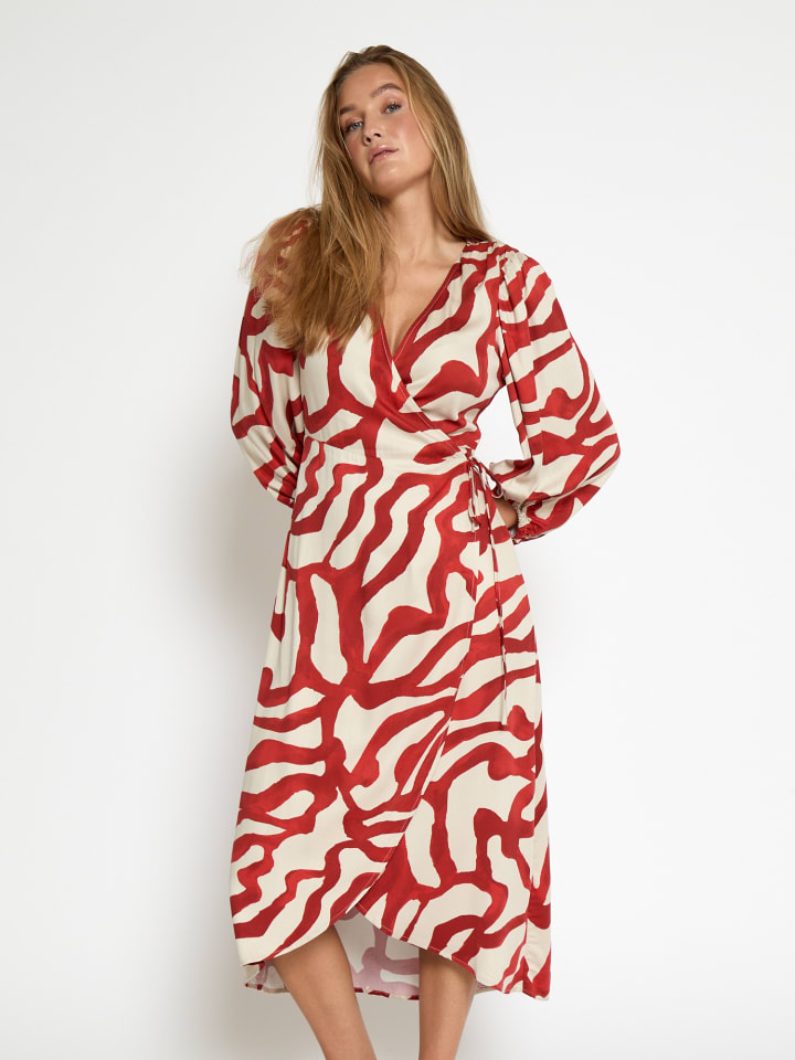 Платье с принтом Barn Red minus
Платье с принтом Barn Red minus