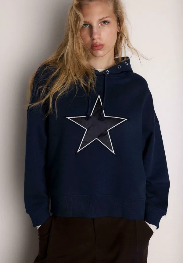 Толстовка со звездами Stradivarius, Dark Blue, Синий, Толстовка со звездами Stradivarius, Dark Blue
Толстовка со звездами Stradivarius, Dark Blue, Синий, Толстовка со звездами Stradivarius, Dark Blue