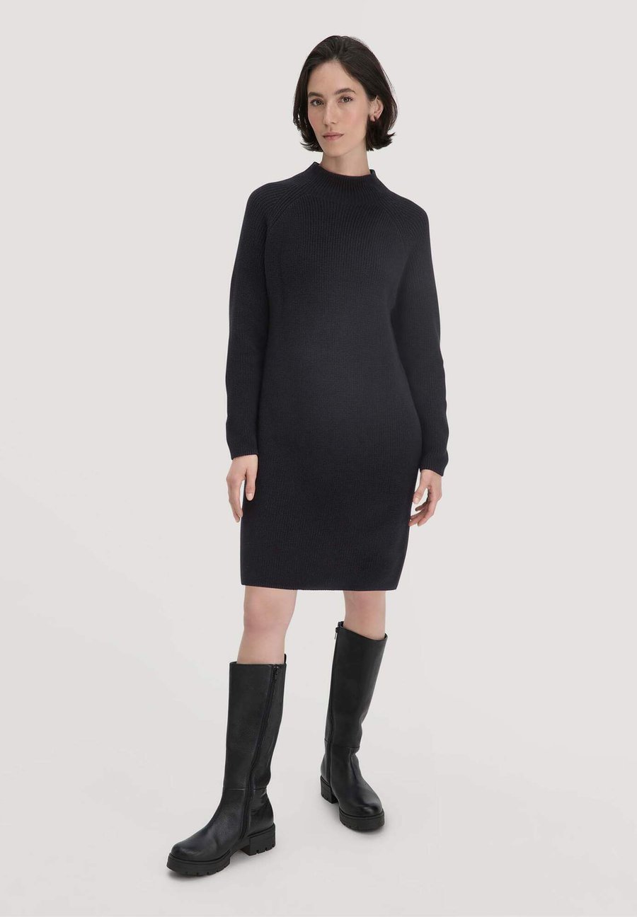 Платье Hessnatur Jumper dress, Schwarz/Black
Платье Hessnatur Jumper dress, Schwarz/Black