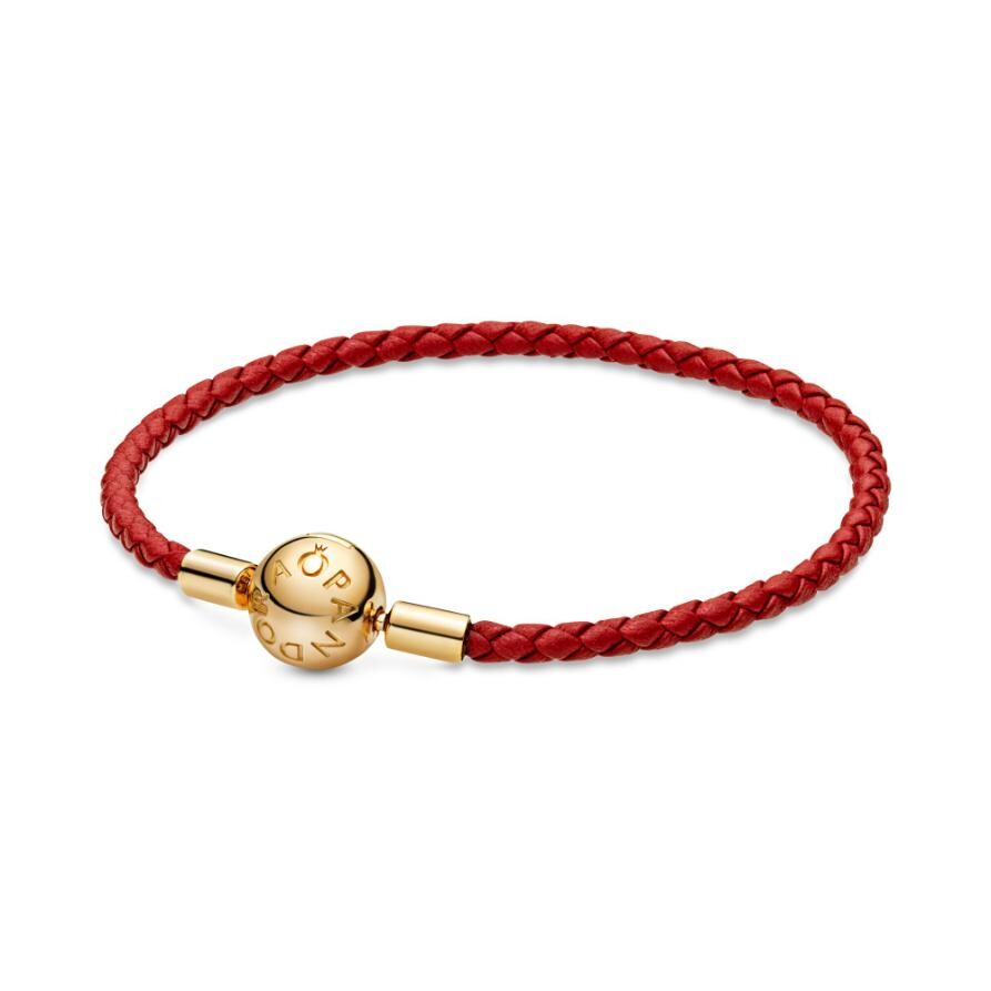 Браслет Pandora Moments Red Woven Leather, покрытие - золото 
Браслет Pandora Moments Red Woven Leather, покрытие - золото