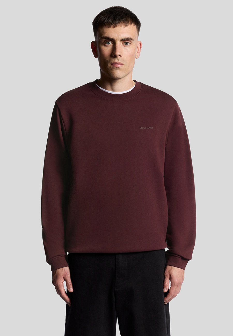 Толстовка Lyle & Scott LOGO BRUSHBACK CREW NECK , Port/Bordeaux
Толстовка Lyle & Scott LOGO BRUSHBACK CREW NECK , Port/Bordeaux