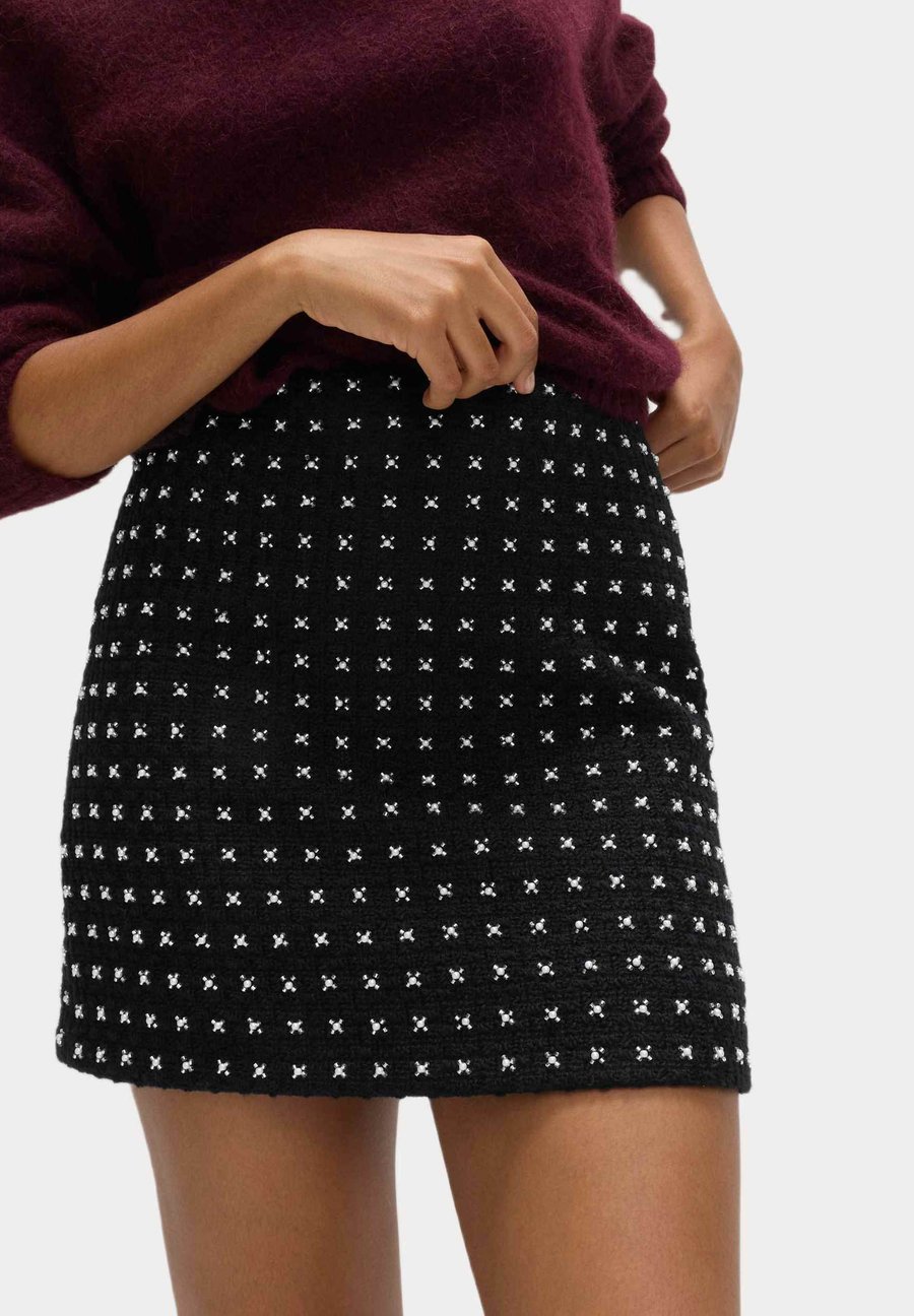 Юбка Marks & Spencer EMBELLISHED, Black Mix/Black
Юбка Marks & Spencer EMBELLISHED, Black Mix/Black