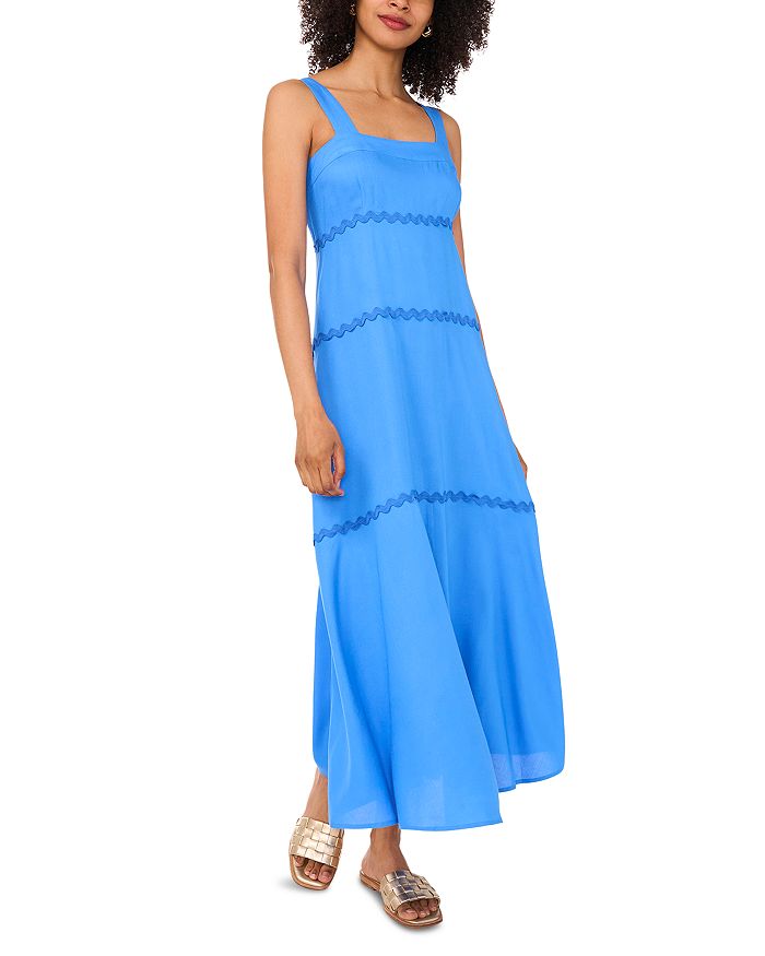 Многослойное макси-платье VINCE CAMUTO, синий
Многослойное макси-платье VINCE CAMUTO, синий
