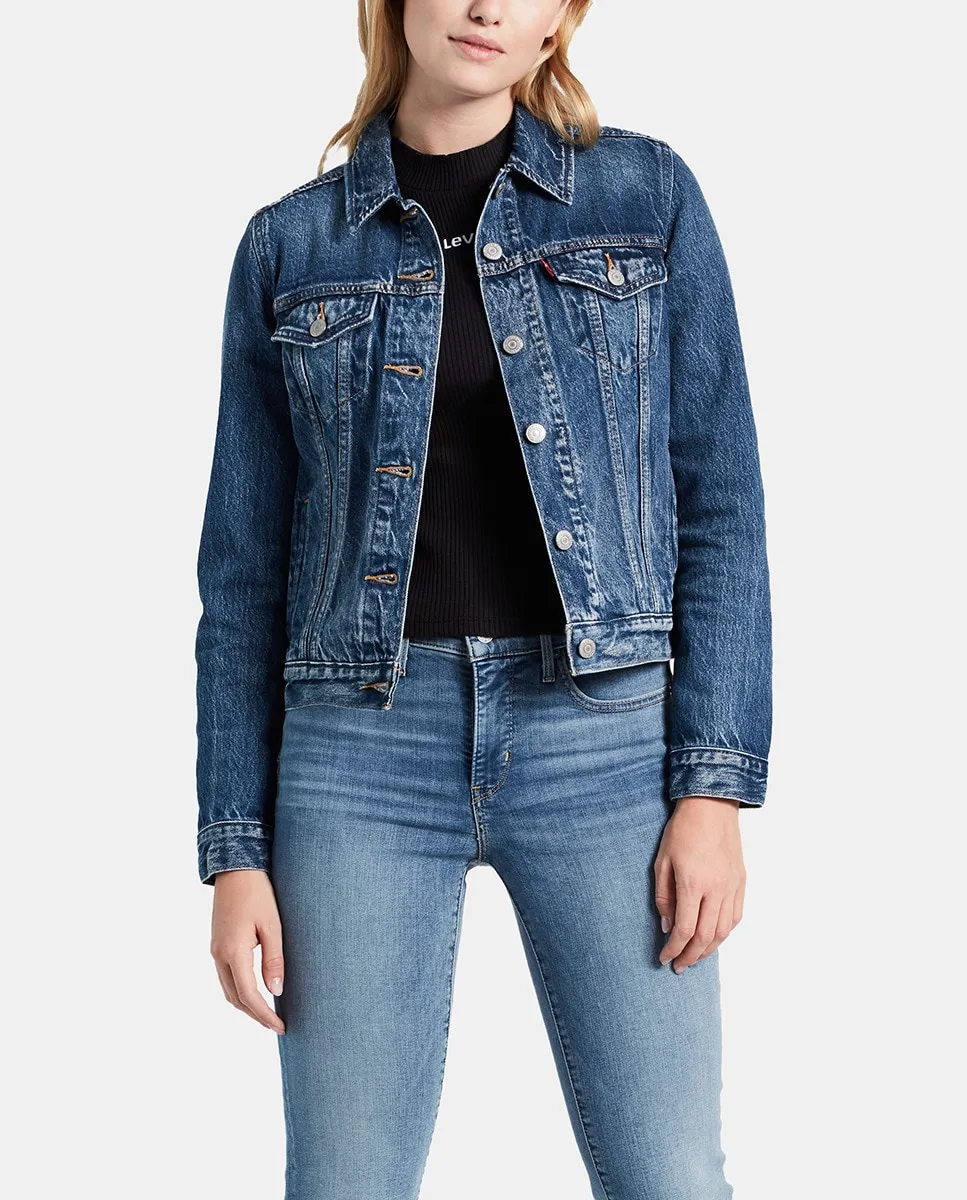 Женская джинсовая куртка Levi's синего цвета, синий
Женская джинсовая куртка Levi's синего цвета, синий