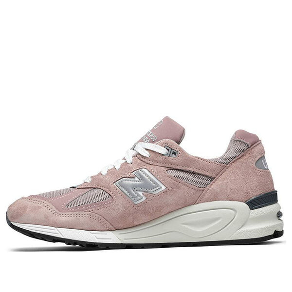Кроссовки x kith 990v2 сделано в сша New Balance, розовый
Кроссовки x kith 990v2 сделано в сша New Balance, розовый