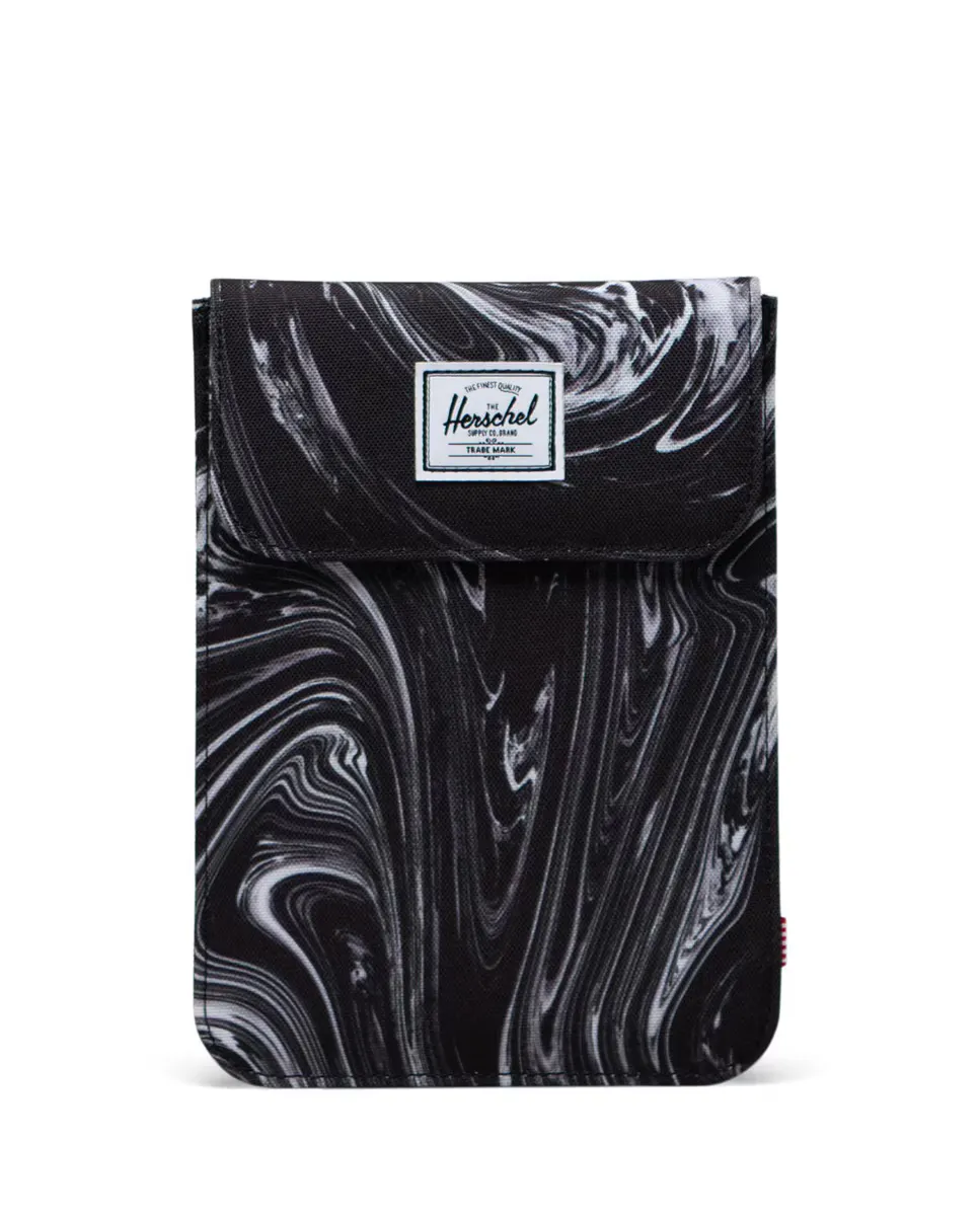 Жесткий черный футляр для планшета унисекс с диагональю 8 дюймов и магнитной застежкой Herschel, черный 
Жесткий черный футляр для планшета унисекс с диагональю 8 дюймов и магнитной застежкой Herschel, черный