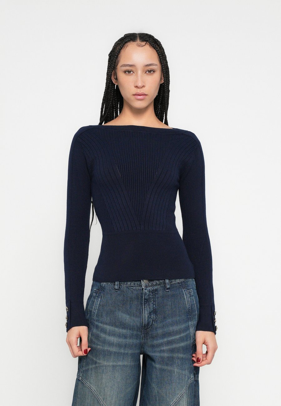 Джемпер MARCIANO BY GUESS BICE BOAT NECK , Suiting Blue/Blue
Джемпер MARCIANO BY GUESS BICE BOAT NECK , Suiting Blue/Blue