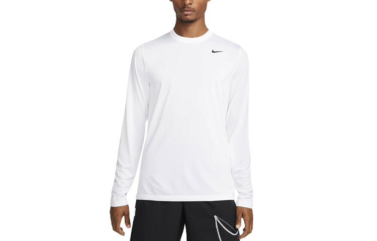 Футболка мужская белая Nike, белый 
Футболка мужская белая Nike, белый