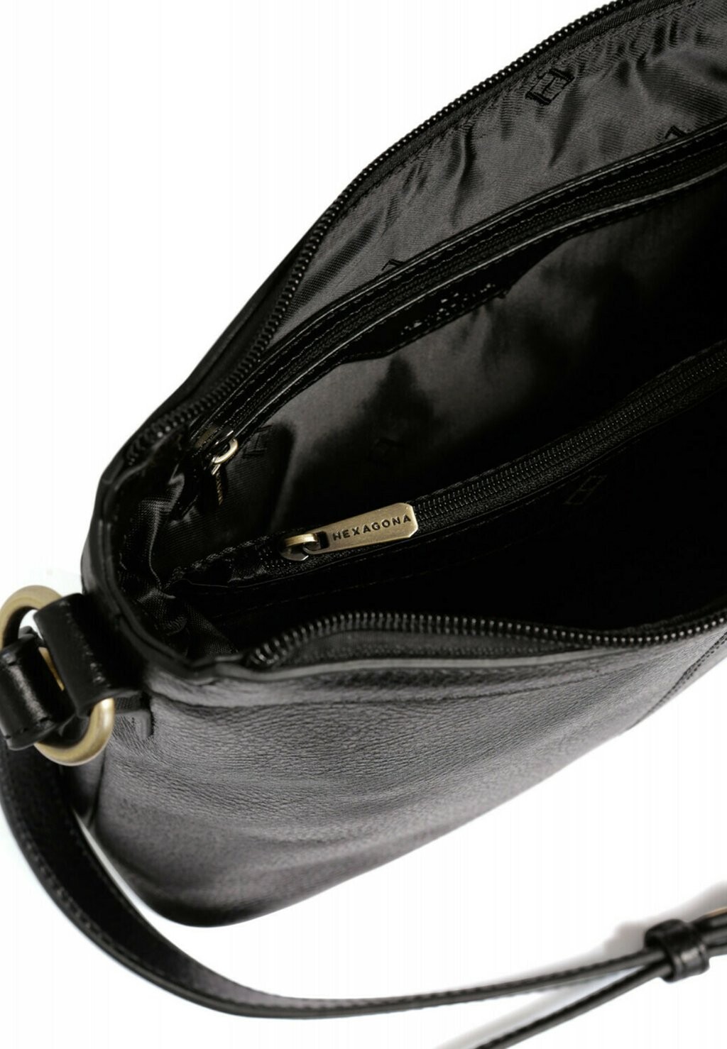 Сумка через плечо RÉPUBLIQUE Hexagona, черный
Сумка через плечо RÉPUBLIQUE Hexagona, черный