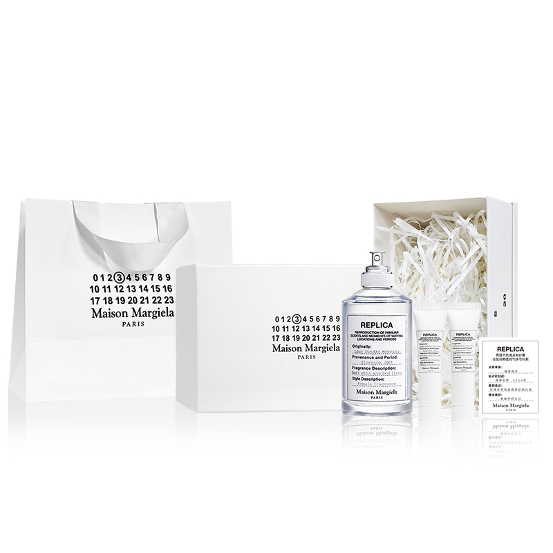 Набор духов Effortless Weekend Limited Eau De Toilette Maison Margiela
Набор духов Effortless Weekend Limited Eau De Toilette Maison Margiela