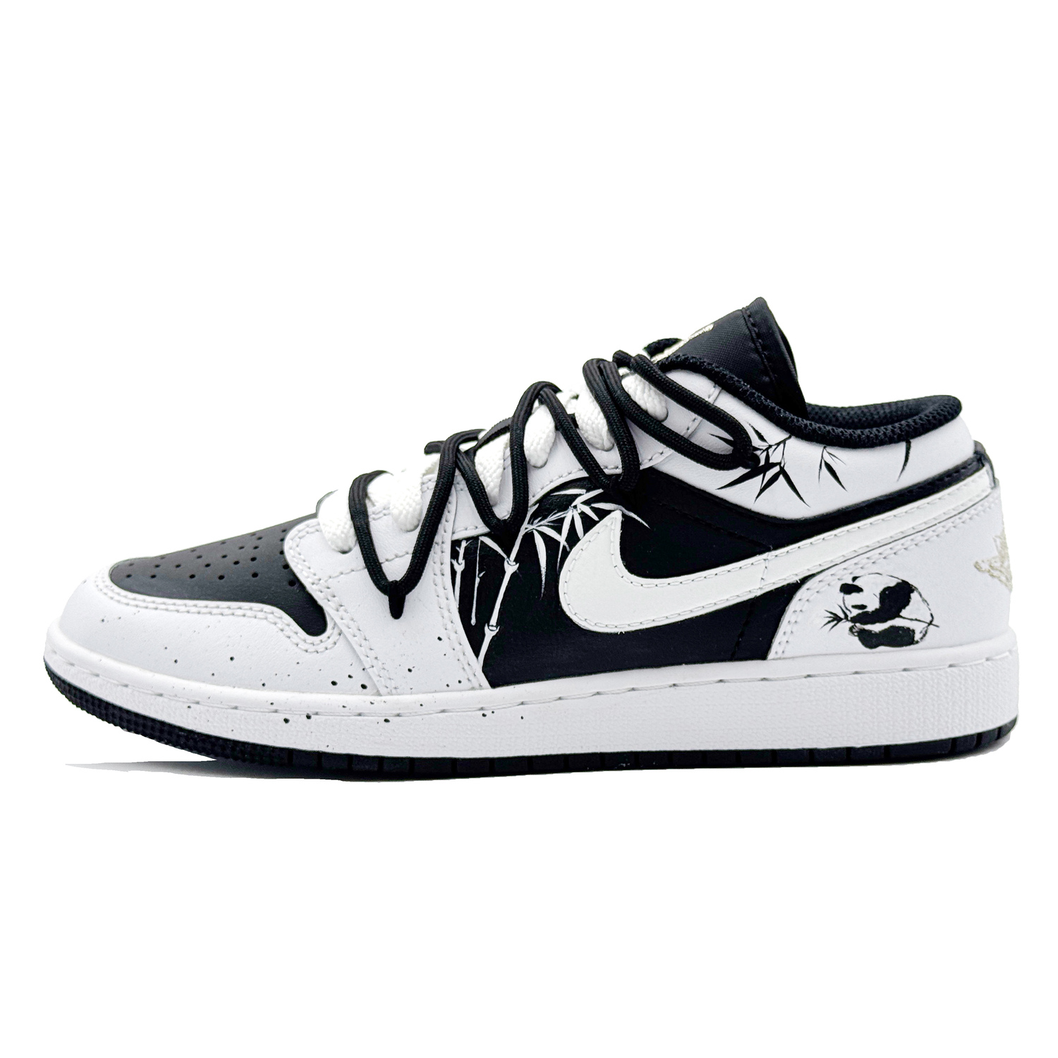 Jordan Эйр 1 лоу топ скейтборд обувь унисекс черный белый, цвет Black White
Jordan Эйр 1 лоу топ скейтборд обувь унисекс черный белый, цвет Black White