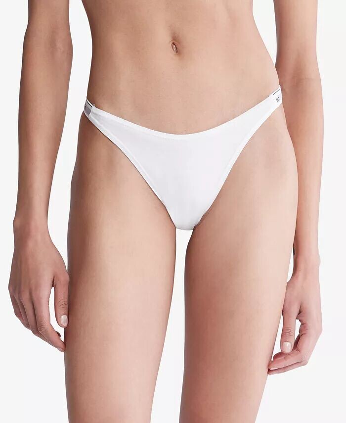 Женское нижнее белье стринги с современным логотипом QD5157 Calvin Klein, розовый
Женское нижнее белье стринги с современным логотипом QD5157 Calvin Klein, розовый