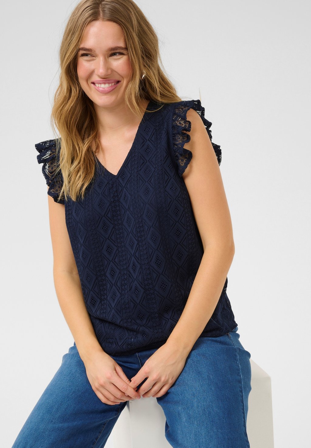 Блуза CRDANIKA Cream, темно-синий
Блуза CRDANIKA Cream, темно-синий