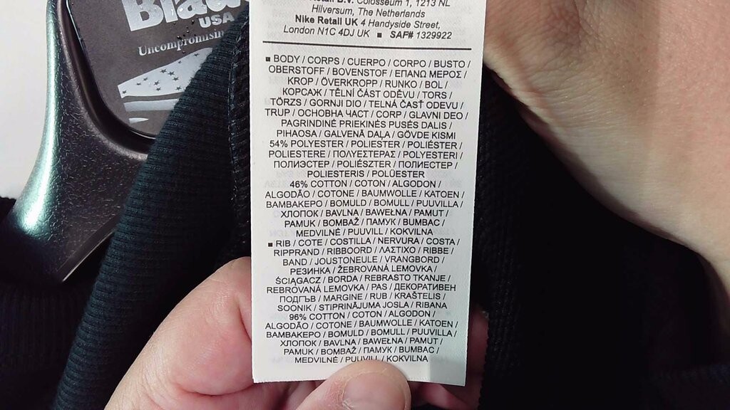 Толстовка STANDARD ISSUE CREWNECK Nike Performance, черный
Толстовка STANDARD ISSUE CREWNECK Nike Performance, черный