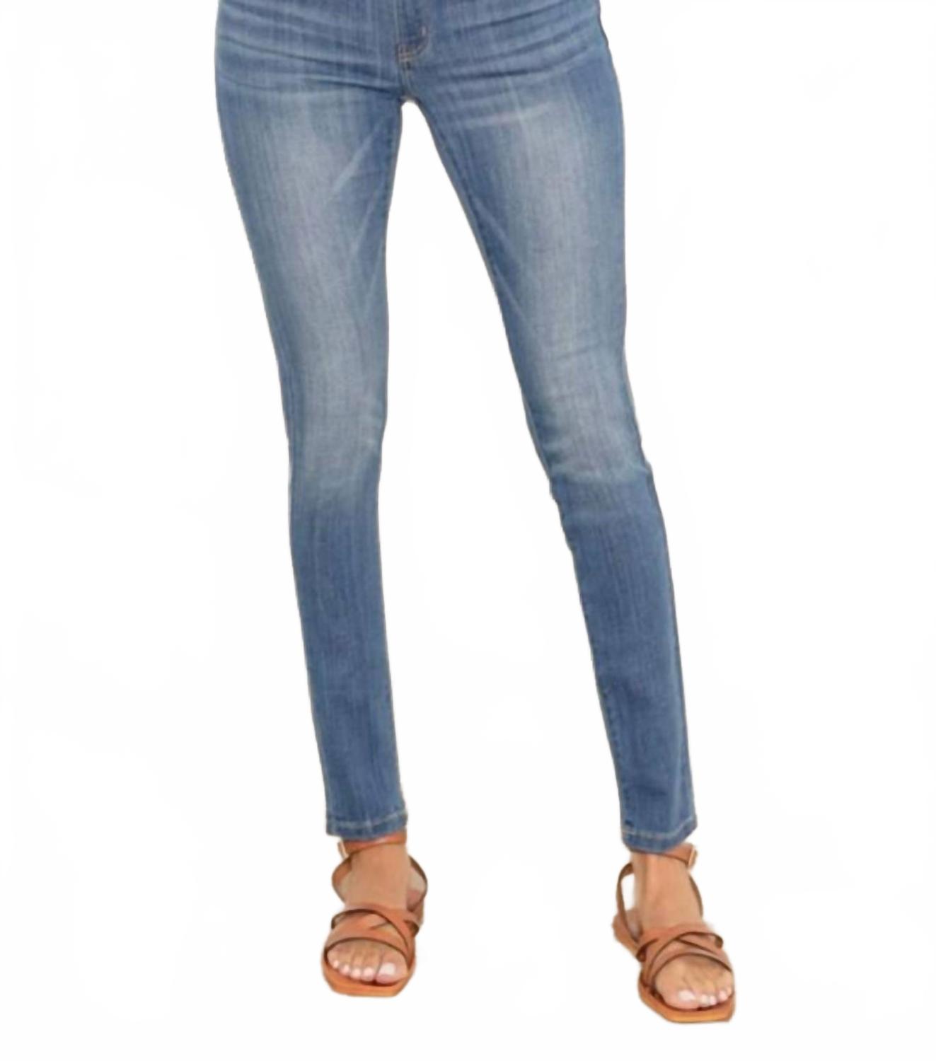 Классические узкие джинсы с пятью карманами в средней потертости KanCan, Medium Wash
Классические узкие джинсы с пятью карманами в средней потертости KanCan, Medium Wash