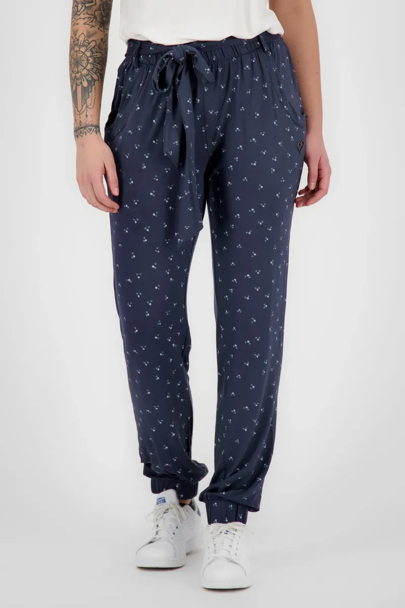 Брюки из ткани Alife & Kickin "AliceAK Pant женские джинсы, брюки", цвет морской волны
Брюки из ткани Alife & Kickin "AliceAK Pant женские джинсы, брюки", цвет морской волны