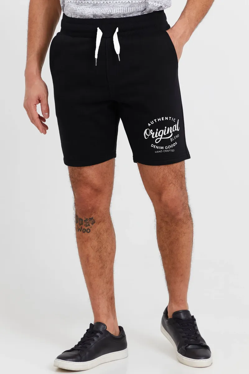Спортивные шорты из смесового материала "BLEND BHTorben", черный
Спортивные шорты из смесового материала "BLEND BHTorben", черный