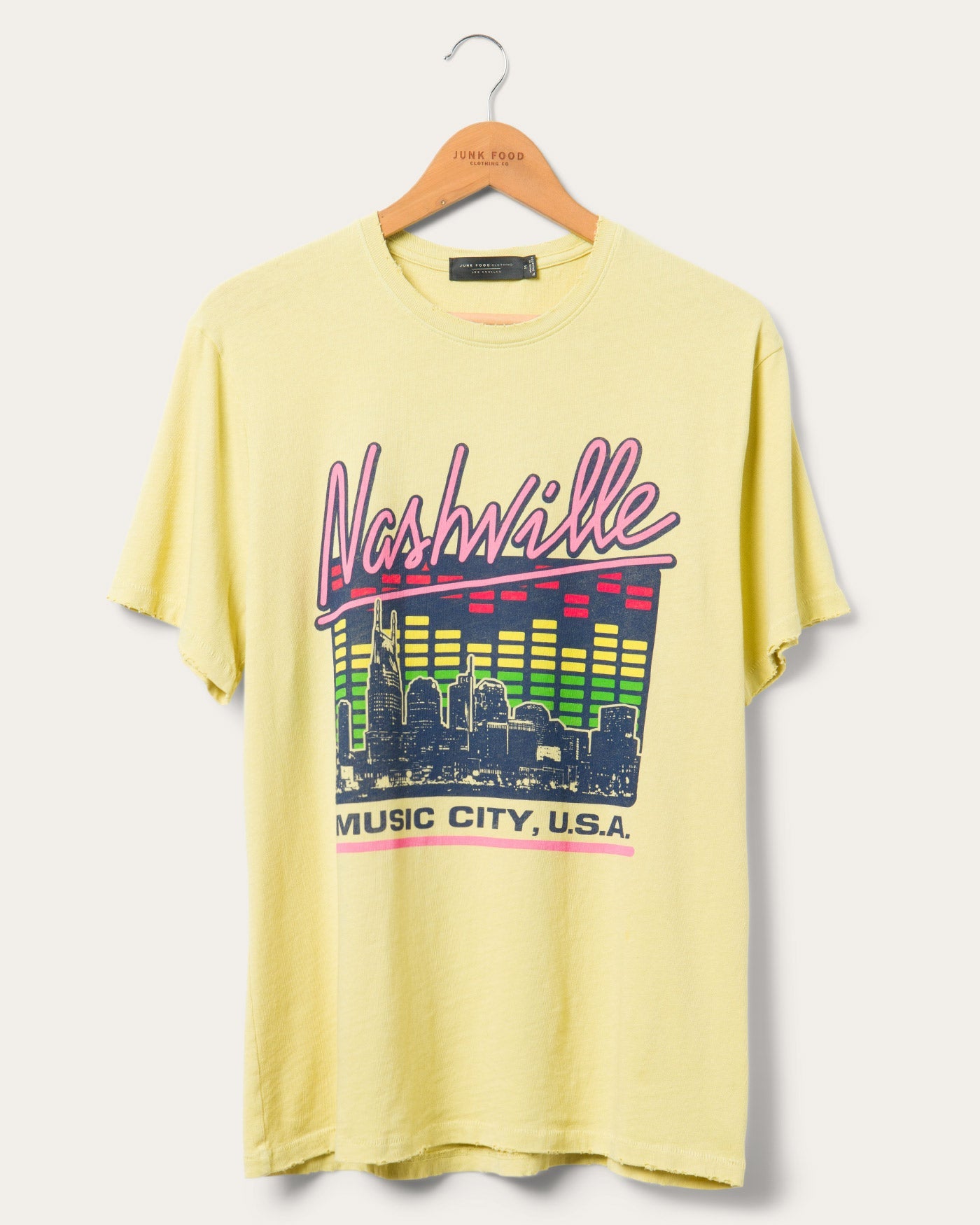 Винтажная футболка Nashville Music Skyline Junk Food Clothing, цвет misted yellow
Винтажная футболка Nashville Music Skyline Junk Food Clothing, цвет misted yellow