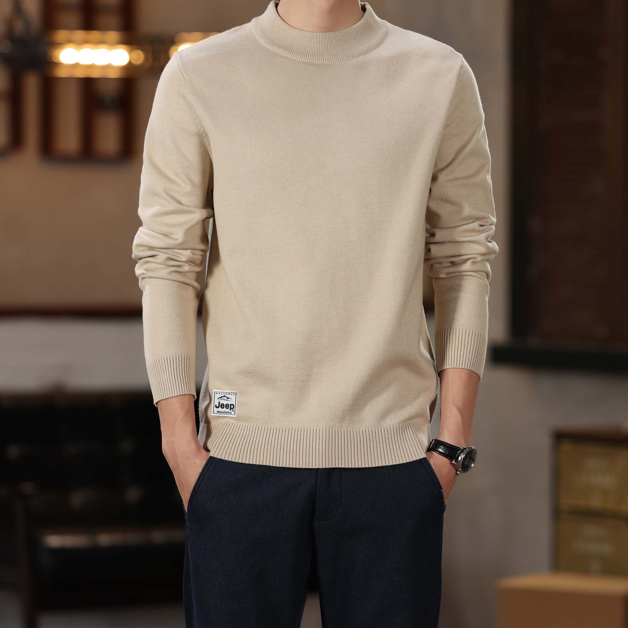 Трикотаж из коллекции Leisure Collection Unisex Jeep, черный fleece-lined
Трикотаж из коллекции Leisure Collection Unisex Jeep, черный fleece-lined