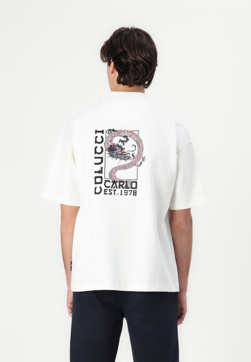 Футболка с принтом UNISEX Carlo Colucci, слоновая кость
Футболка с принтом UNISEX Carlo Colucci, слоновая кость