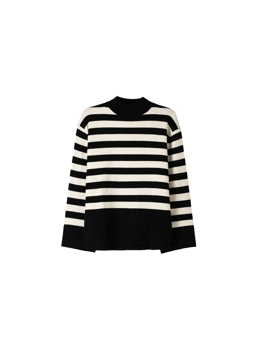 Свитер Bershka, черный
Свитер Bershka, черный