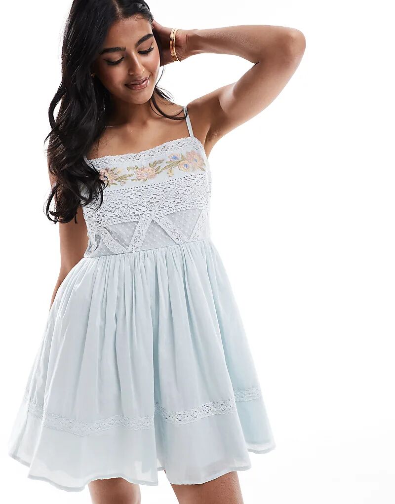Мини-платье ASOS DESIGN с вышивкой и кружевной отделкой нежно-голубого цвета
Мини-платье ASOS DESIGN с вышивкой и кружевной отделкой нежно-голубого цвета