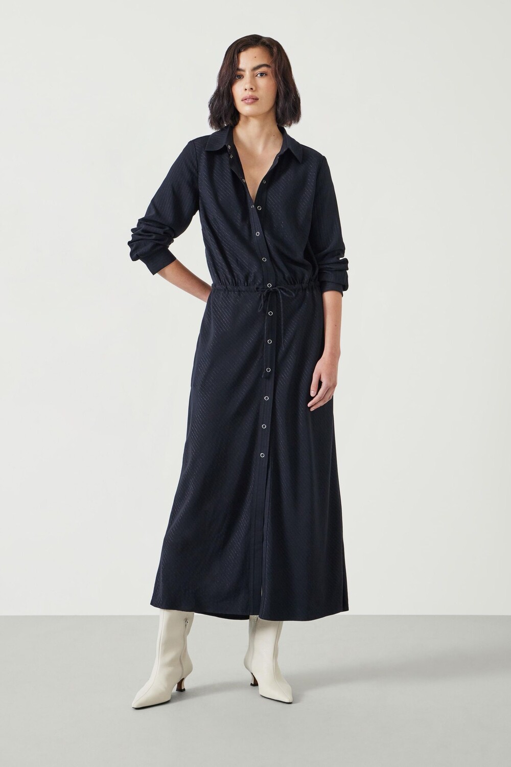 Платье миди в тонкую полоску от Martina Hush, черный
Платье миди в тонкую полоску от Martina Hush, черный