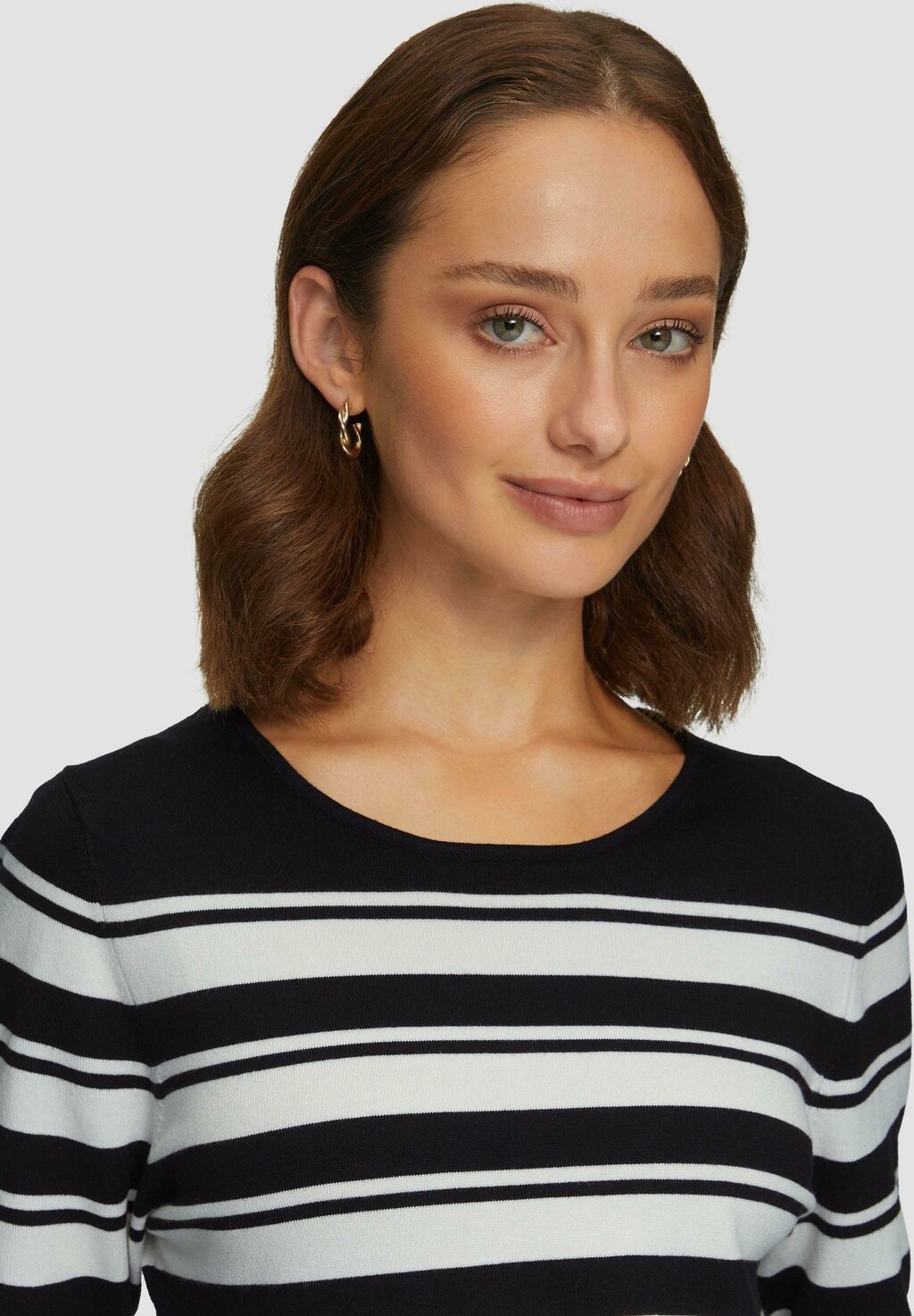 Джемпер s.Oliver BLACK LABEL, черный
Джемпер s.Oliver BLACK LABEL, черный