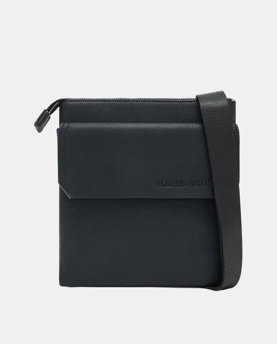 Мужская сумка через плечо с большим карманом, регулируемым ремнем и логотипом спереди Armani Exchange, черный
Мужская сумка через плечо с большим карманом, регулируемым ремнем и логотипом спереди Armani Exchange, черный
