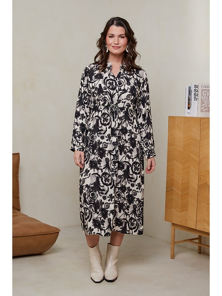 Длинное платье Curvy Lady, черный/белый
Длинное платье Curvy Lady, черный/белый