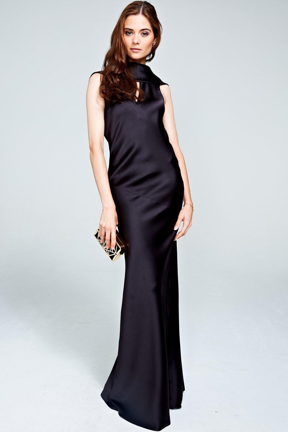 Шелковистое платье с воротником-хомутом Hot Squash, черный
Шелковистое платье с воротником-хомутом Hot Squash, черный