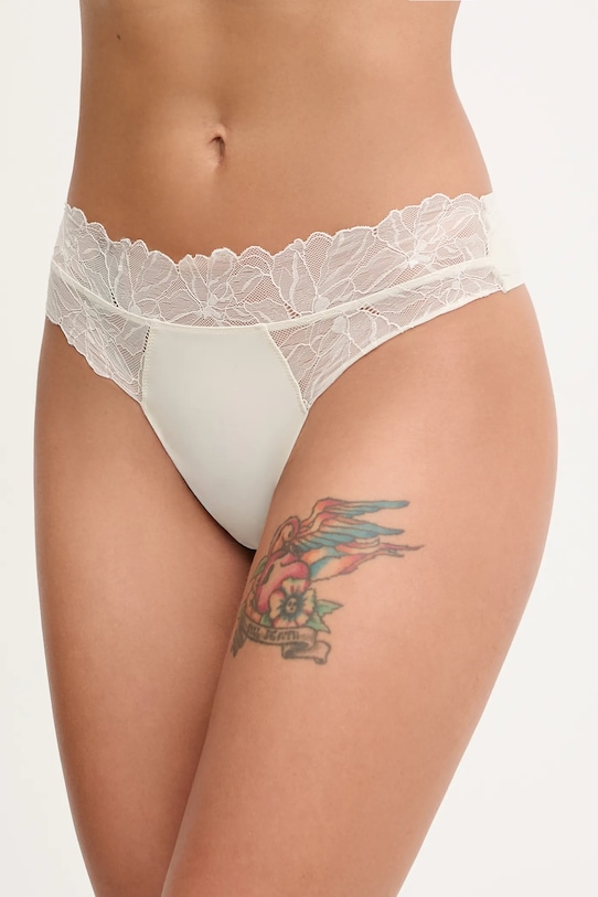 Стринги Calvin Klein Underwear, бежевый
Стринги Calvin Klein Underwear, бежевый