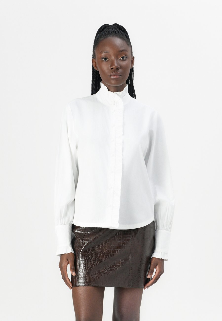 Блуза Vero Moda VMFANNI RUFFEL, Snow White/White
Блуза Vero Moda VMFANNI RUFFEL, Snow White/White
