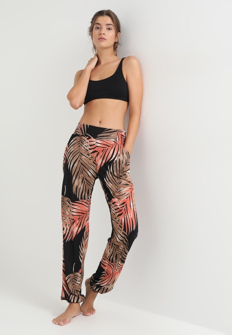 Пляжный аксессуар LASCANA, оранжевый
Пляжный аксессуар LASCANA, оранжевый