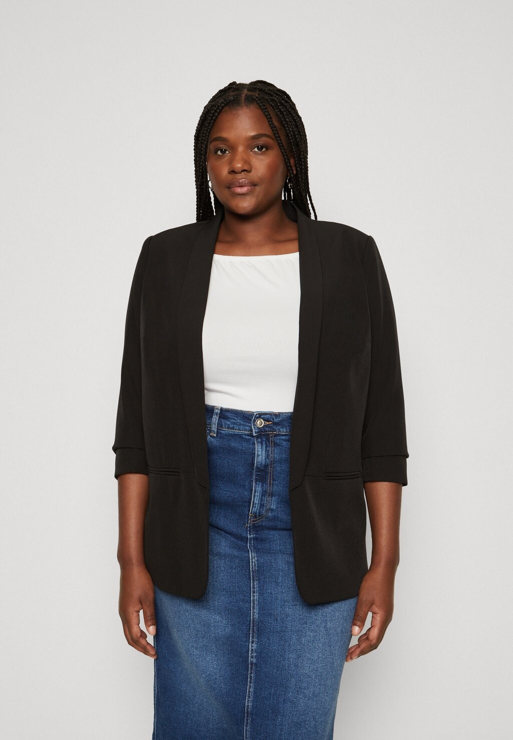 Блейзер ONLY Carmakoma CARELLY 3/4 LIFE, черный 
Блейзер ONLY Carmakoma CARELLY 3/4 LIFE, черный