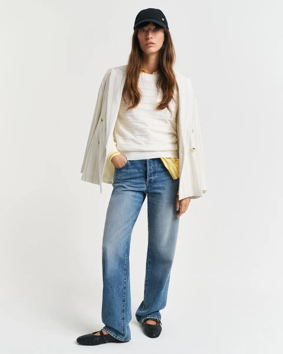 Женский свитер с круглым вырезом и пуговицами на плече Gant, белый
Женский свитер с круглым вырезом и пуговицами на плече Gant, белый