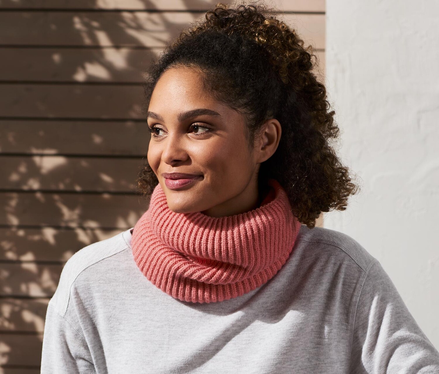 Вязаный шарф-труба Tchibo, розовый цвет
Вязаный шарф-труба Tchibo, розовый цвет