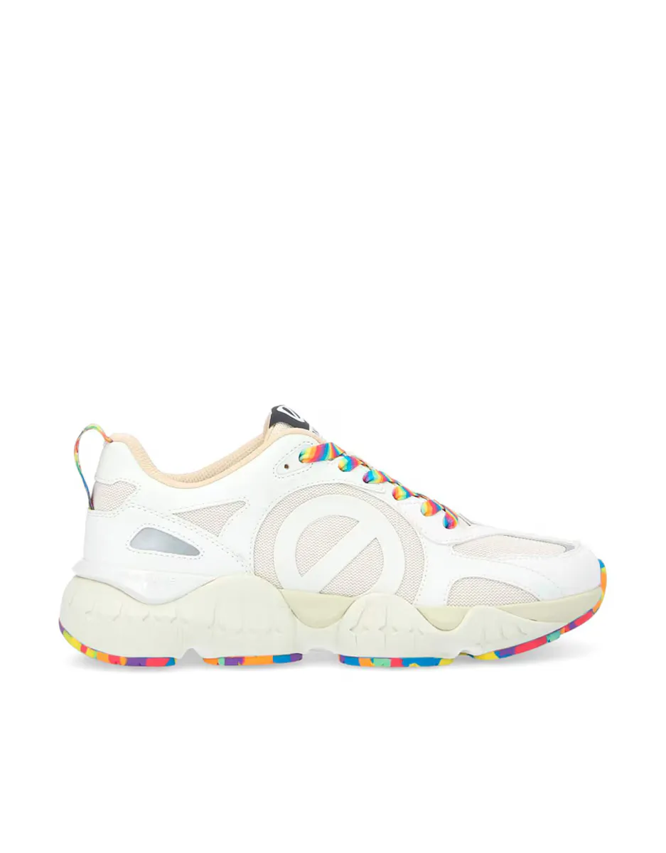 Мужские кожаные кроссовки в сочетании с переработанной сеткой и деталями, светящимися в темноте No Name, белый
Мужские кожаные кроссовки в сочетании с переработанной сеткой и деталями, светящимися в темноте No Name, белый