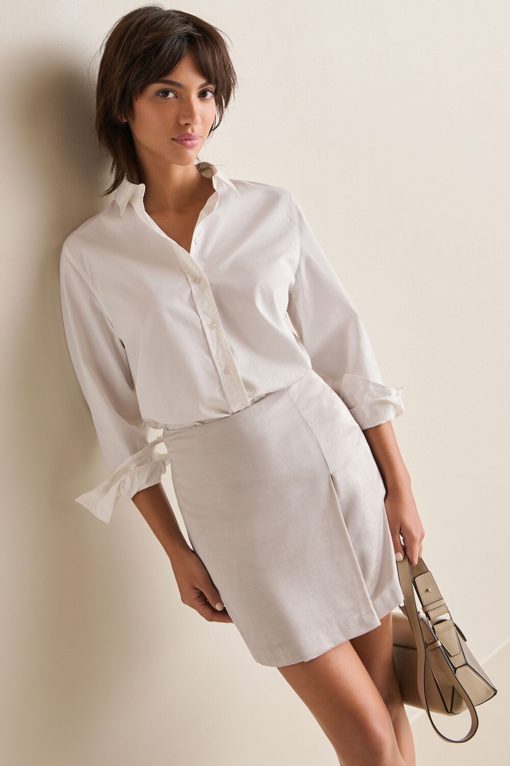 Атласная мини-юбка Next, серебряный
Атласная мини-юбка Next, серебряный