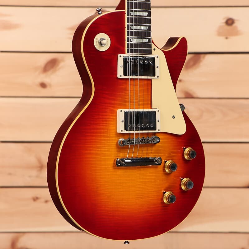 Электрогитара Gibson 1960 Les Paul Standard Ultra Light Aged - Wide Tomato Burst - 03085 - PLEK'd 
Электрогитара Gibson 1960 Les Paul Standard Ultra Light Aged - Wide Tomato Burst - 03085 - PLEK'd