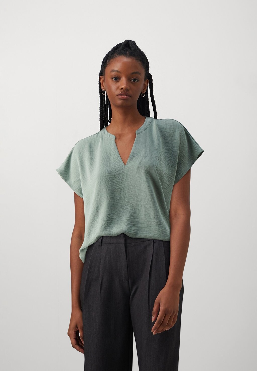 Футболка базовая JDYLION, цвет chinois green
Футболка базовая JDYLION, цвет chinois green