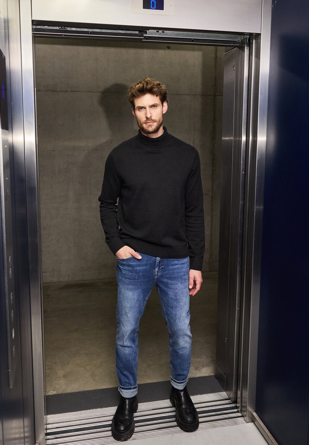 Джемпер ROLLKRAGEN Street One MEN, черный
Джемпер ROLLKRAGEN Street One MEN, черный