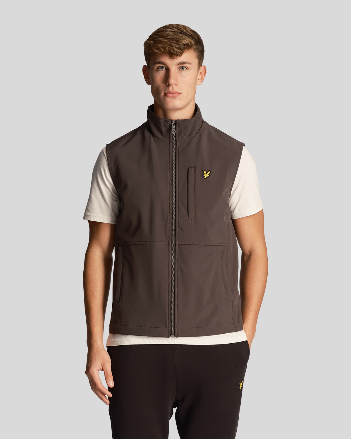 Жилет из софтшелла для дома Lyle & Scott, серый
Жилет из софтшелла для дома Lyle & Scott, серый